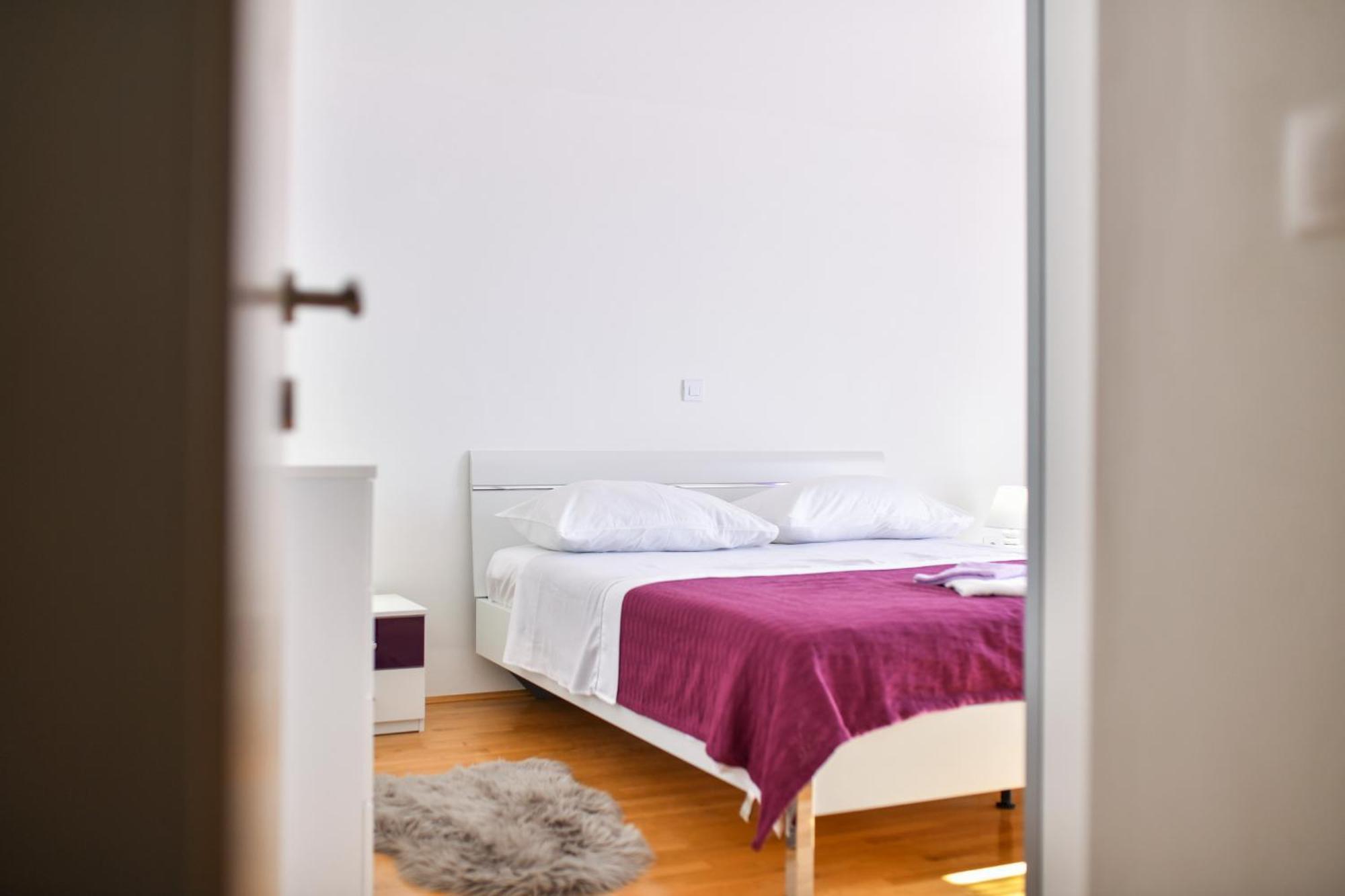 Apartman Novokmet-Crno Ξενοδοχείο Ζαντάρ Εξωτερικό φωτογραφία