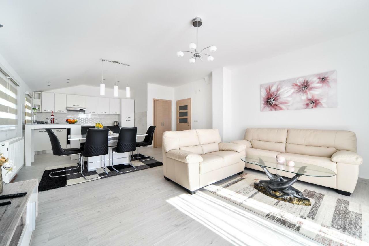 Apartman Novokmet-Crno Ξενοδοχείο Ζαντάρ Εξωτερικό φωτογραφία